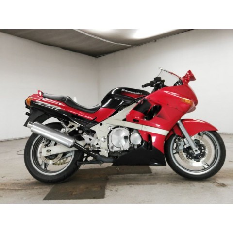 Kawasaki ZZR400, 2001г Kawasaki ZZR400, 2001г